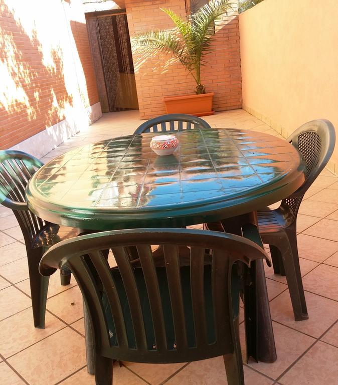 Bed and Breakfast La Darsena Di Fiumicino Zimmer foto